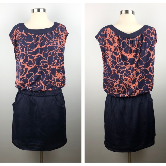 The Limited Dress with Pockets Small - Picture 1 of 6